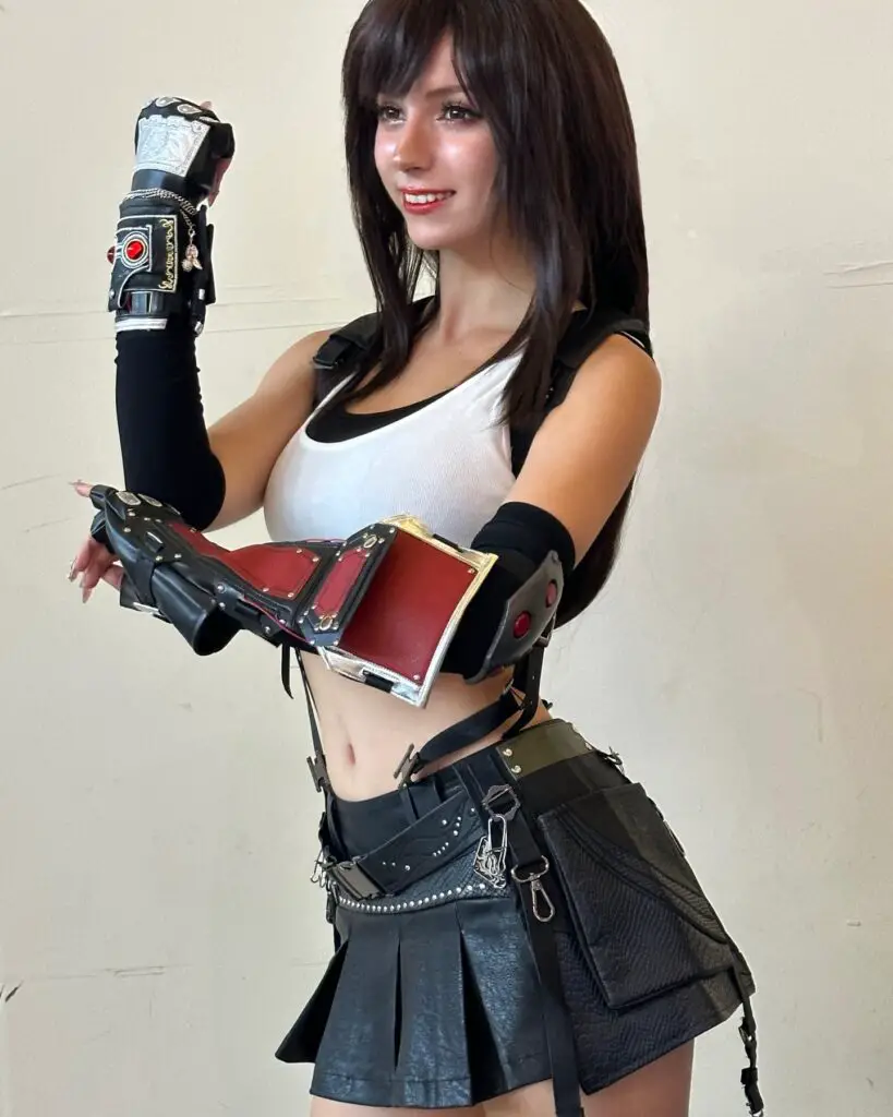 himee lily tifa cosplay