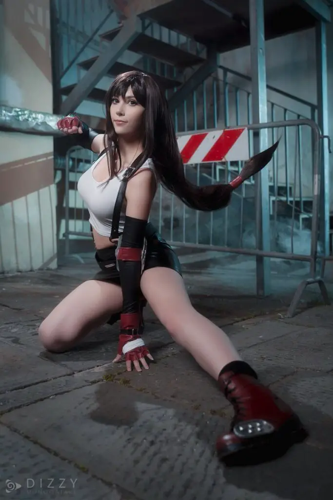 kiaraberry tifa cosplay