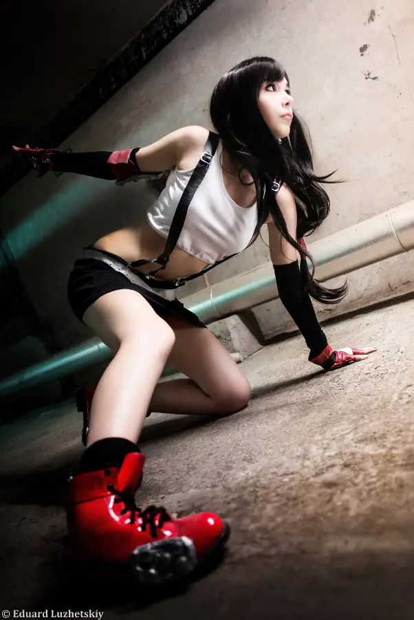 kiaraberry tifa cosplay