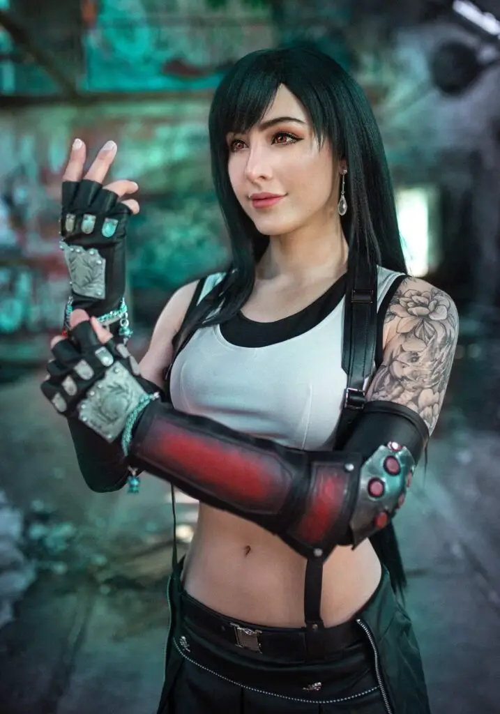 luxlo tifa cosplay