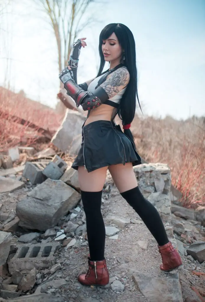 luxlo tifa cosplay